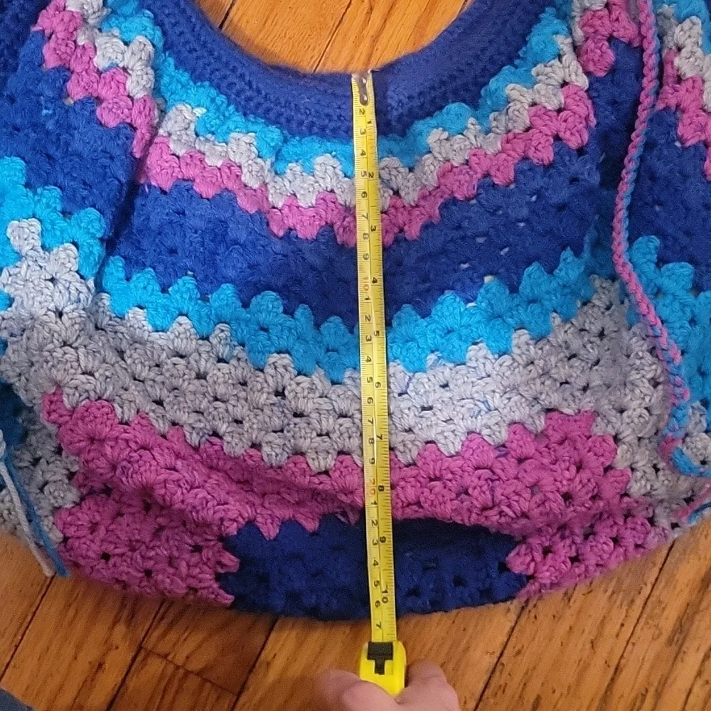 Fat Bottom Crochet‎ Granny Bag with Bamboo Handles EUC